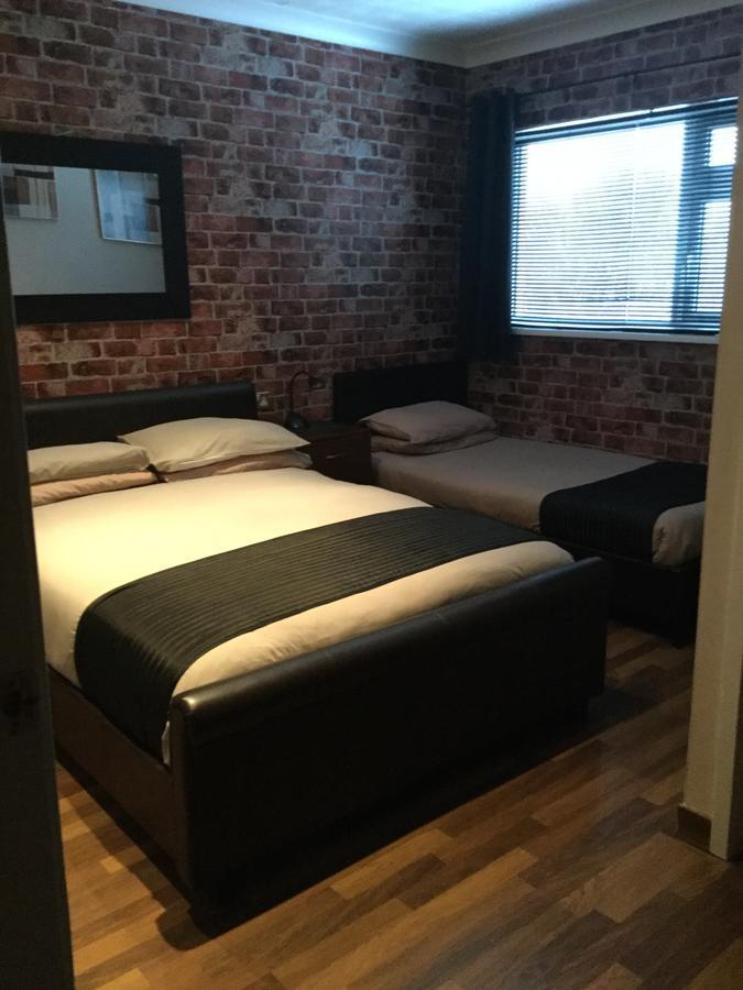 Lakeland Guest House 펨브룩도크 외부 사진