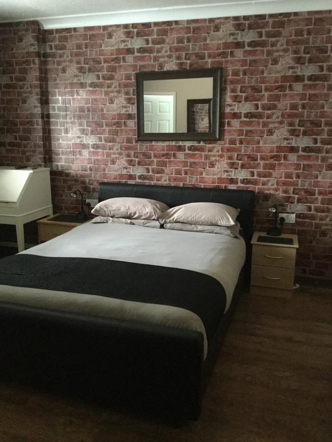 Lakeland Guest House 펨브룩도크 외부 사진