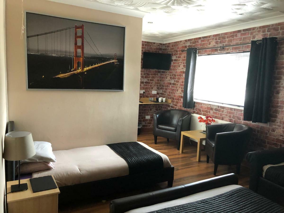 Lakeland Guest House 펨브룩도크 외부 사진