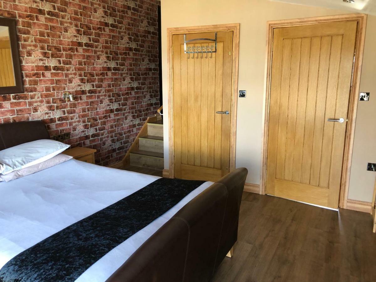 Lakeland Guest House 펨브룩도크 외부 사진
